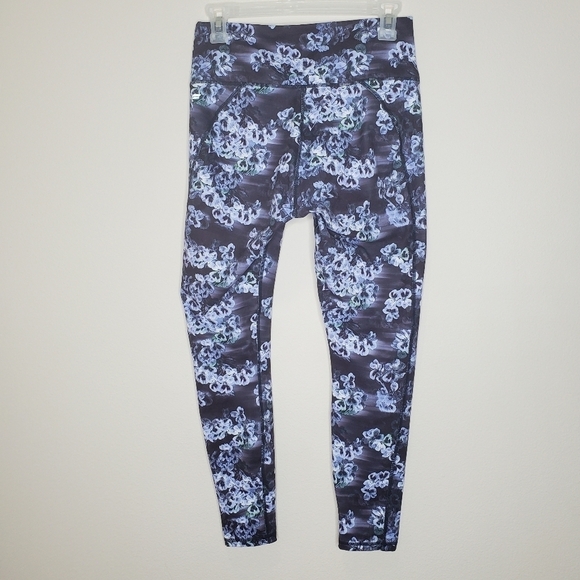 Fabletics Powerhold Define Floral High Rise Leggings - Picture 4 of 9